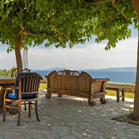 Artsy Wooden Feriehus Ratzaklíon