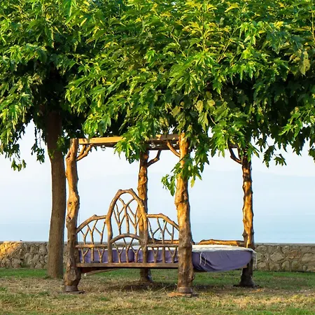 Feriehus Artsy Wooden *