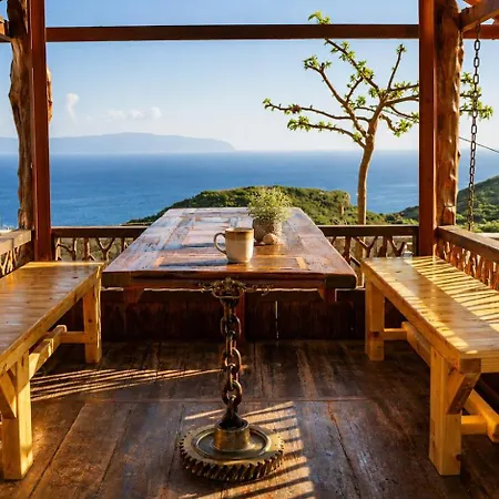 Panoramic Sea View Wooden Ratzakli, Kefalonia 度假居
